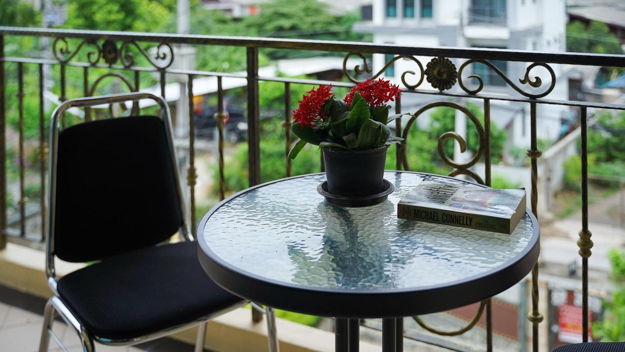 Aparthotel Laph Kham House Chiang Mai Exterior foto